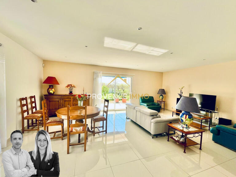 Maison La Fare-les-Oliviers - 4 chambres - 163m²