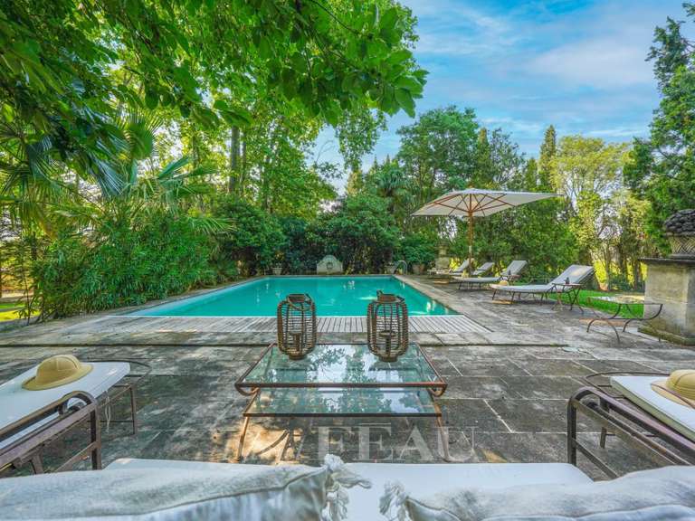 Maison La Fare-les-Oliviers - 9 chambres - 400m²