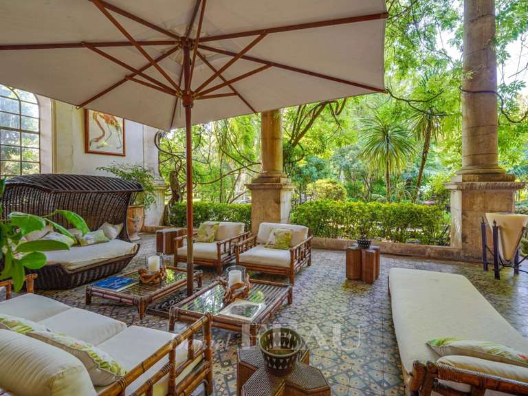 Maison La Fare-les-Oliviers - 9 chambres - 400m²