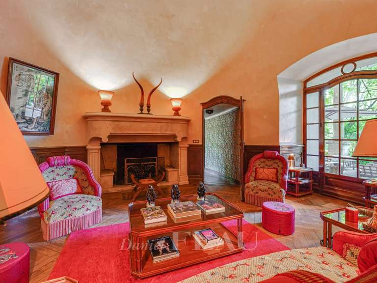 Maison La Fare-les-Oliviers - 9 chambres - 400m²