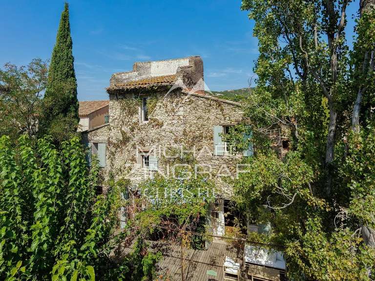 Maison La Fare-les-Oliviers - 9 chambres - 500m²