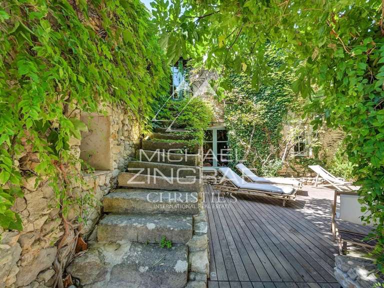Maison La Fare-les-Oliviers - 9 chambres - 500m²