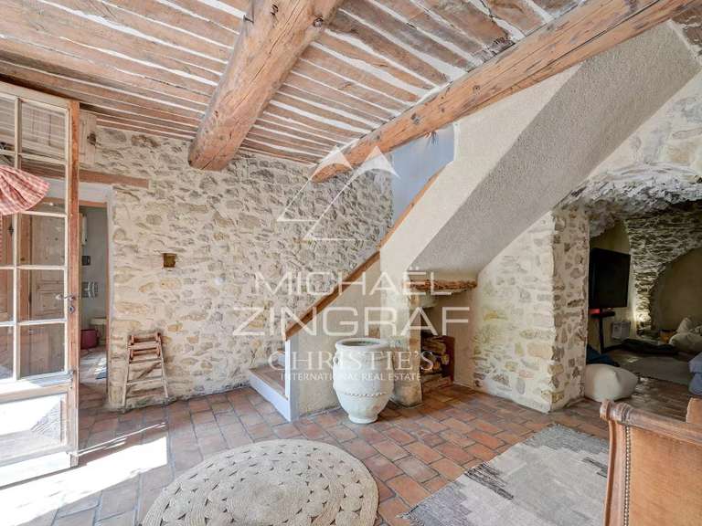 Maison La Fare-les-Oliviers - 9 chambres - 500m²