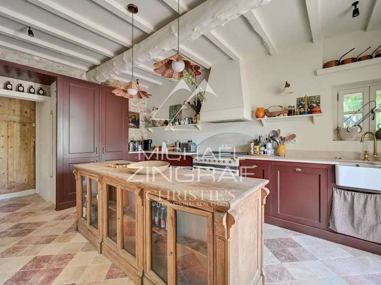 House La Fare-les-Oliviers - 9 bedrooms - 500m²