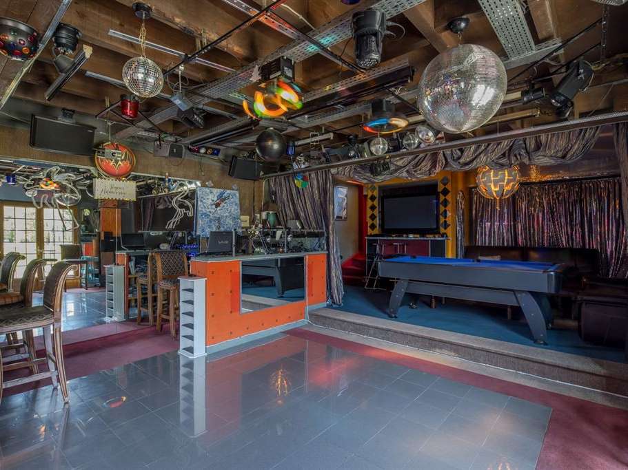 Castle La Ferrière-sur-Risle