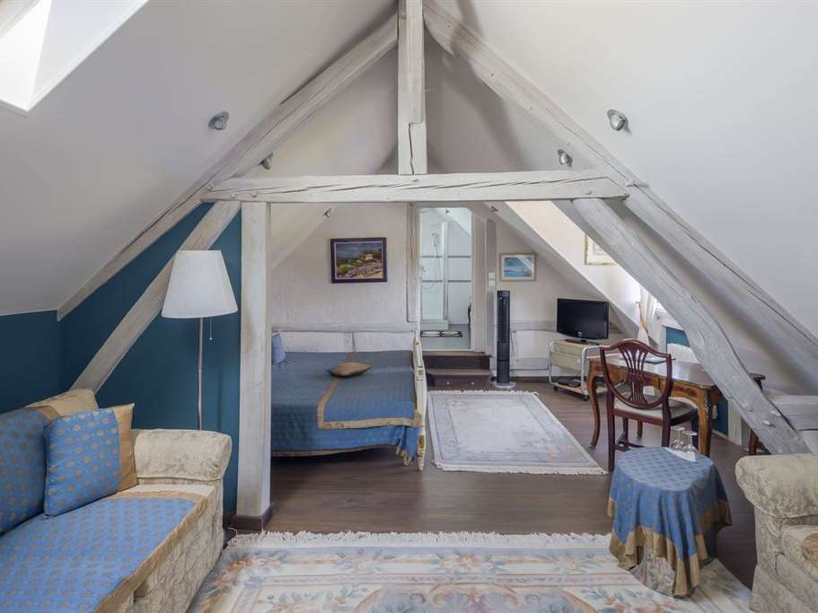 Castle La Ferrière-sur-Risle