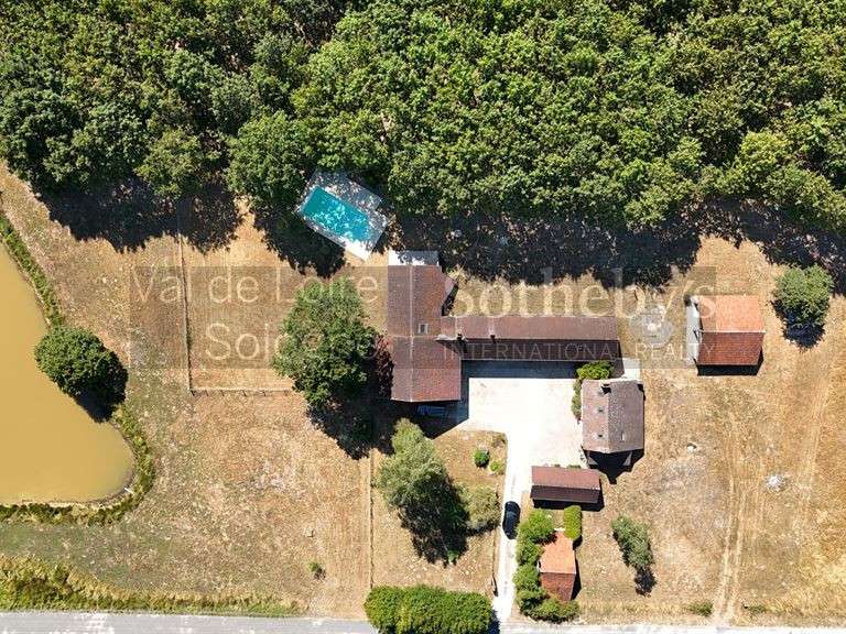 House La Ferté-Saint-Aubin - 7 bedrooms - 349m²