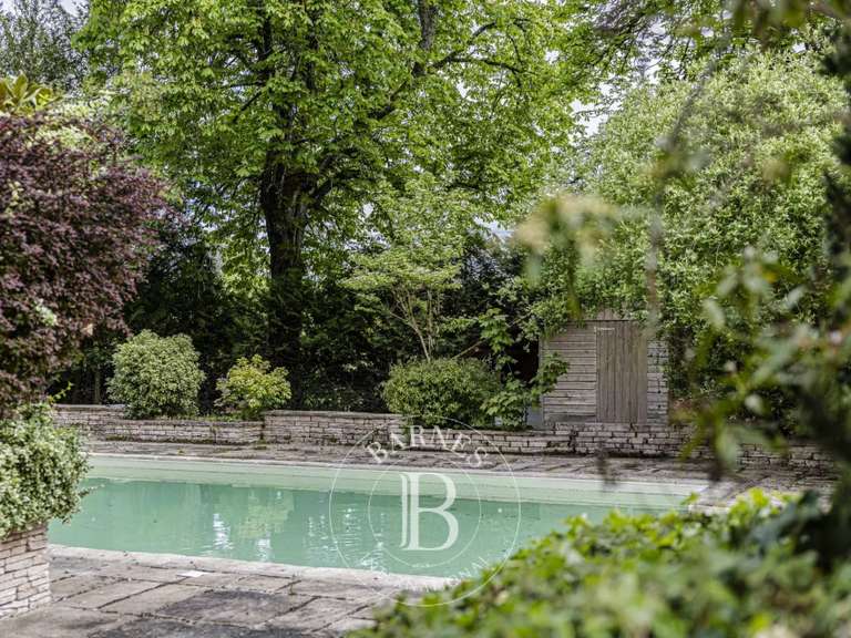 Propriété La Ferté-Saint-Aubin - 4 chambres - 236m²