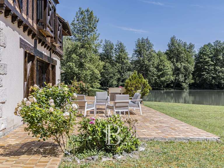 Propriété La Ferté-Saint-Aubin - 7 chambres - 615m²