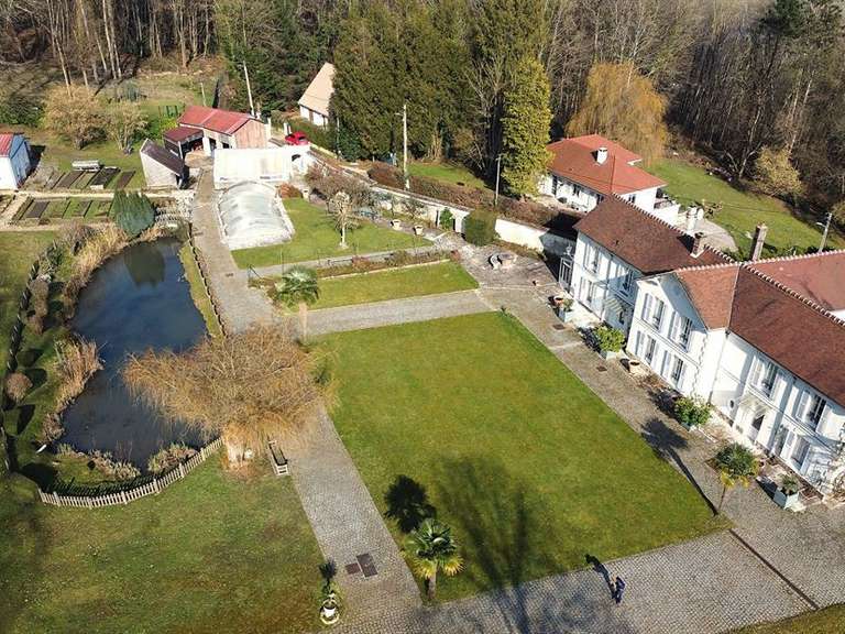 Propriété La Ferté-sous-Jouarre - 5 chambres - 290m²