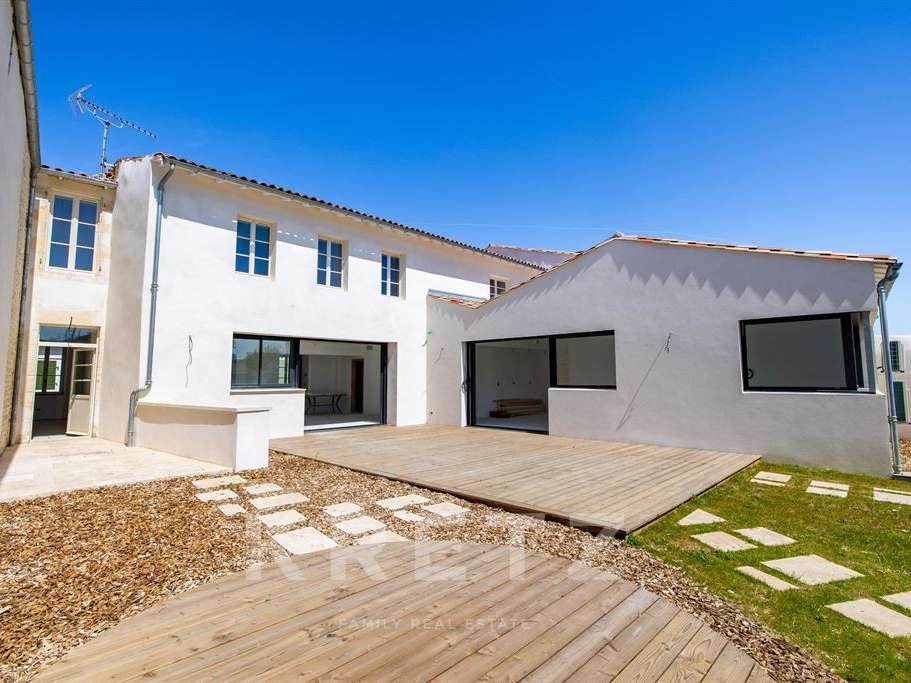 Maison La Flotte