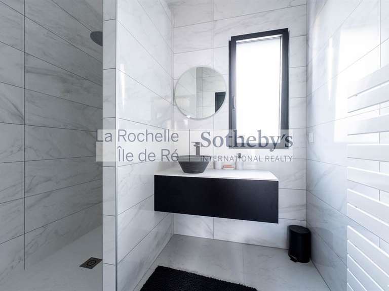 Maison La Flotte - 6 chambres - 260m²