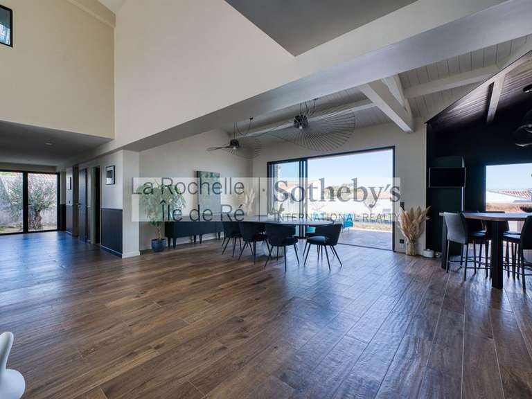 Maison La Flotte - 6 chambres - 260m²