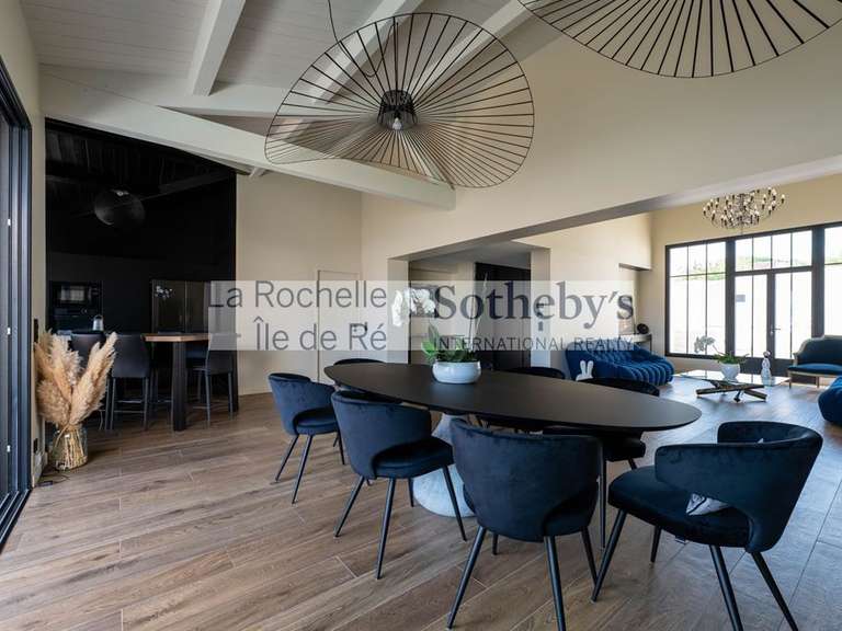 Maison La Flotte - 6 chambres - 260m²