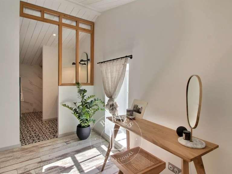 Maison La Flotte - 5 chambres - 208m²