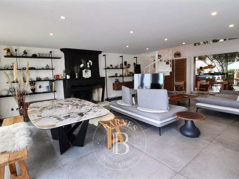 House with Sea view La Flotte - 4 bedrooms - 199m²