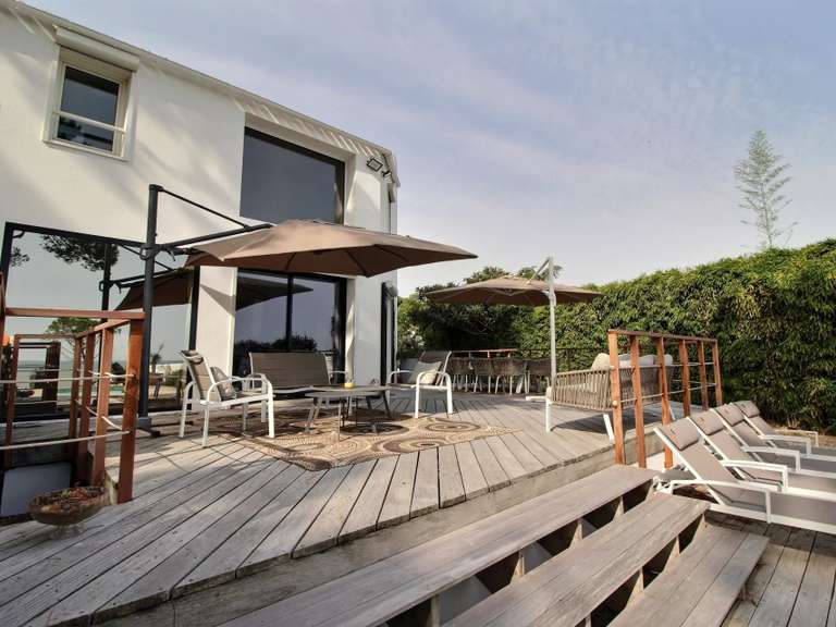 Maison La Flotte - 4 chambres - 199m²