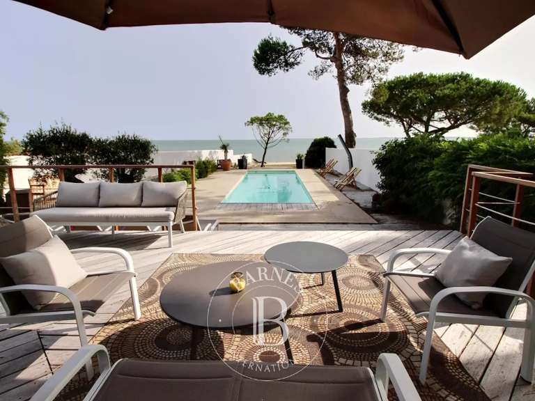 House with Sea view La Flotte - 4 bedrooms - 199m²