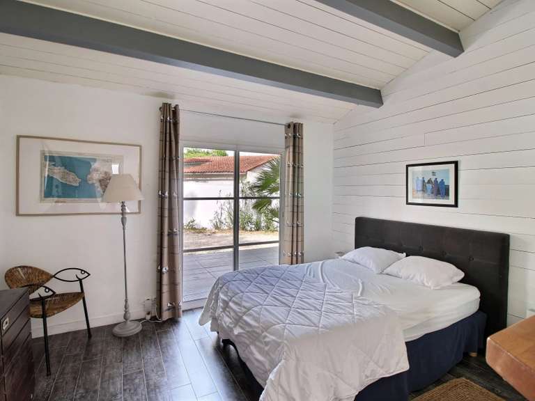 Maison La Flotte - 4 chambres - 199m²