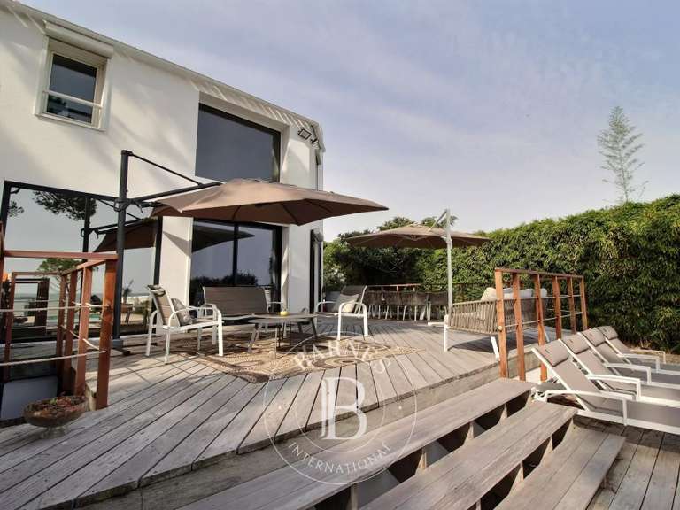 House with Sea view La Flotte - 4 bedrooms - 199m²