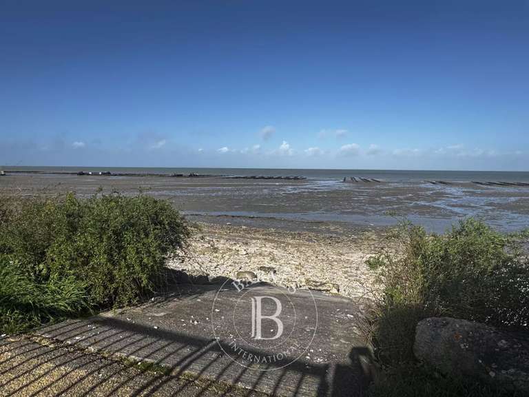 Maison La Flotte - 4 chambres - 155m²