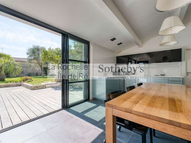 Maison La Flotte - 5 chambres - 200m²