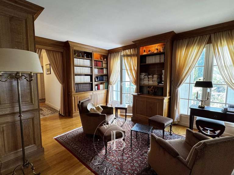 Maison La Flotte - 4 chambres - 232m²