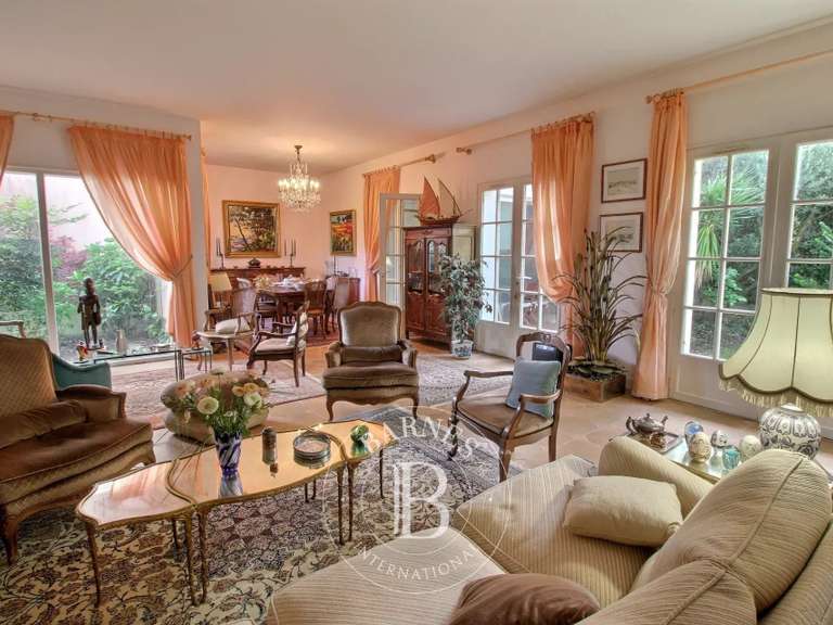 Maison La Flotte - 4 chambres - 232m²