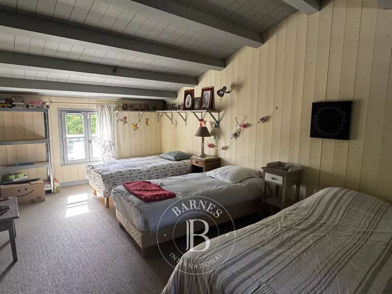 Maison La Flotte - 6 chambres - 210m²