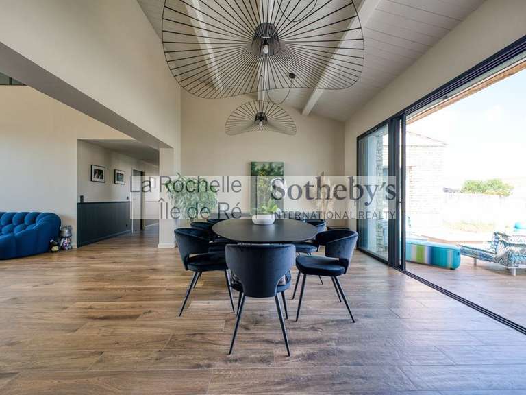 House La Flotte - 6 bedrooms - 260m²