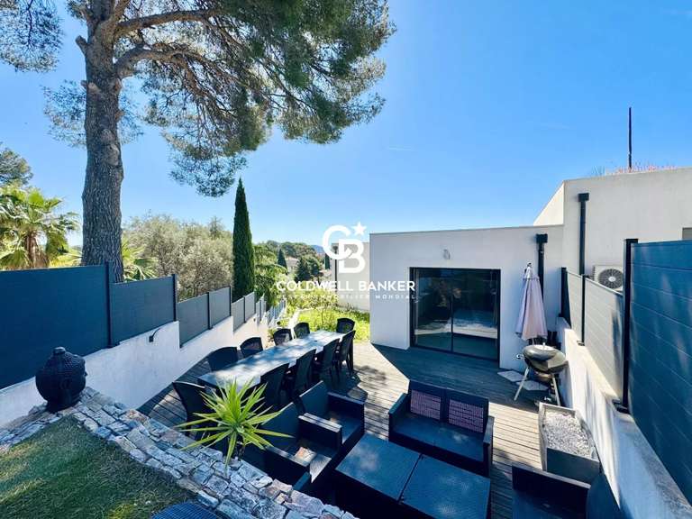 Maison La Garde - 4 chambres - 150m²