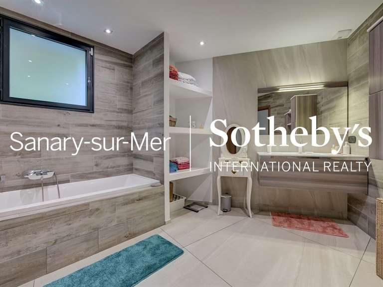 Maison La Garde - 3 chambres - 166m²