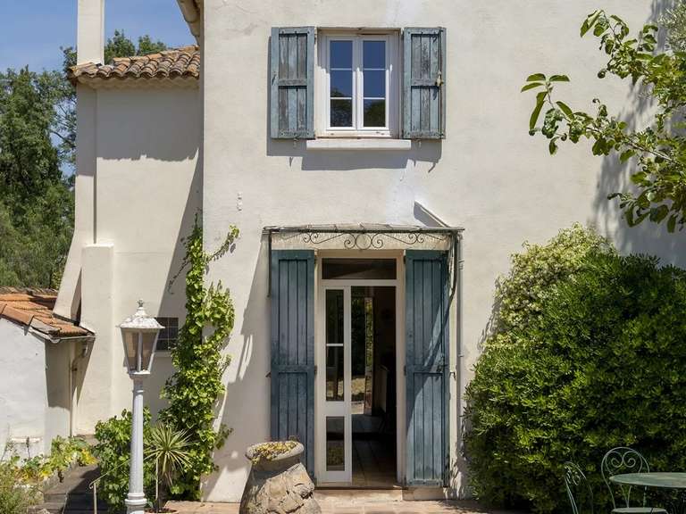 Maison La Garde