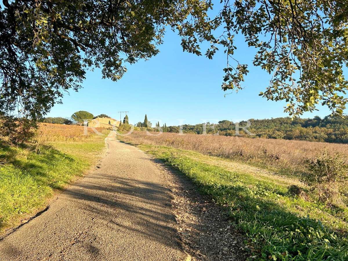 House La Garde-Adhémar