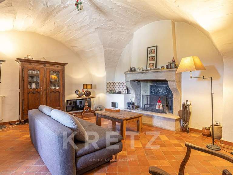 Maison La Garde-Adhémar - 4 chambres - 250m²