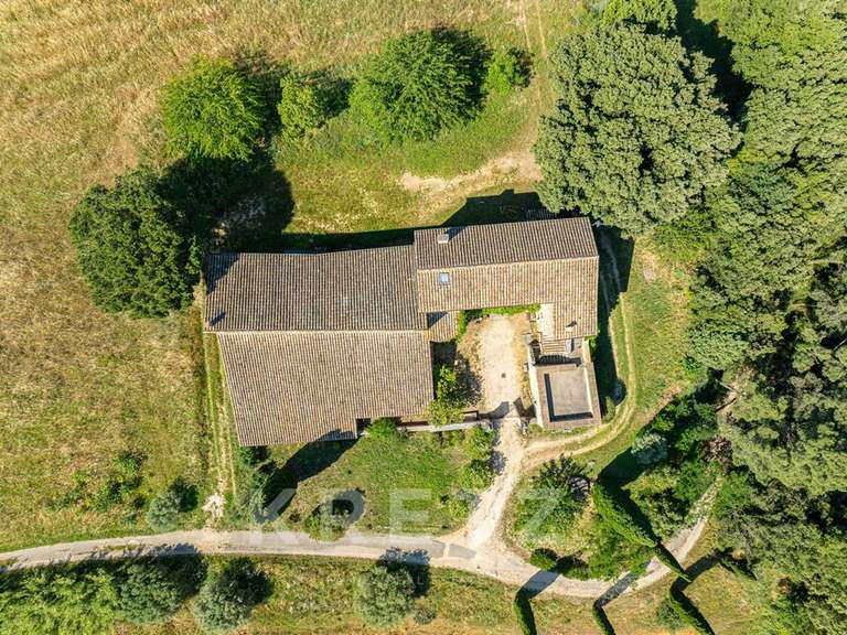 Maison La Garde-Adhémar - 4 chambres - 250m²