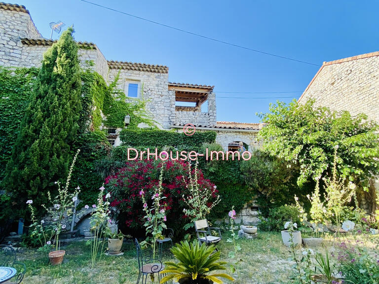 Villa La Garde-Adhémar - 3 bedrooms - 260m²