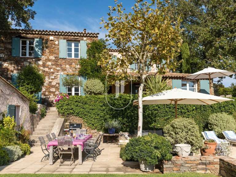 House La Garde-Freinet - 4 bedrooms - 142m²