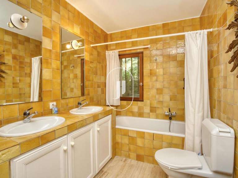 House La Garde-Freinet - 4 bedrooms - 200m²