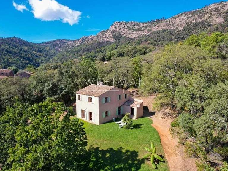 Maison La Garde-Freinet - 2 chambres - 134m²
