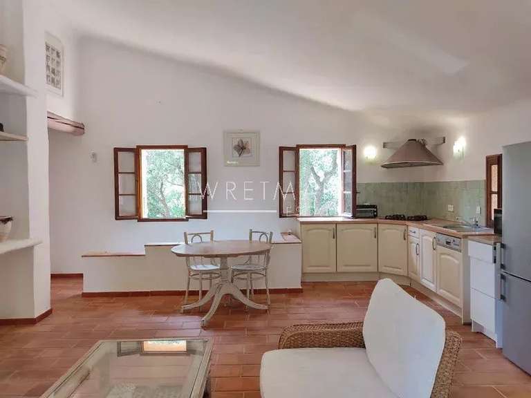 Maison La Garde-Freinet - 2 chambres - 134m²