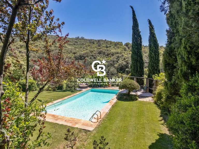 Maison La Garde-Freinet - 8 chambres - 620m²