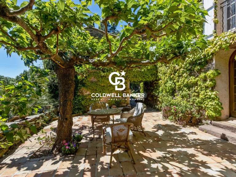 Maison La Garde-Freinet - 8 chambres - 620m²