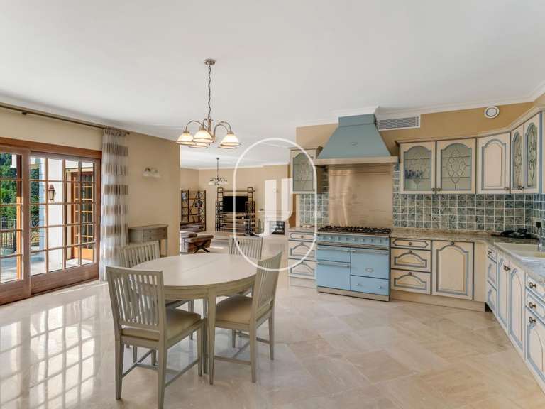 Maison La Garde-Freinet - 11 chambres - 765m²