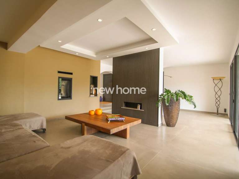 Maison La Garde-Freinet - 3 chambres - 200m²