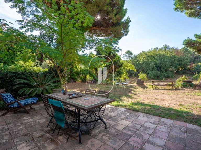 Maison La Garde-Freinet - 5 chambres - 125m²