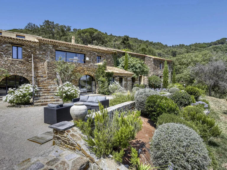 Vente Propriété La Garde-Freinet - 12 chambres