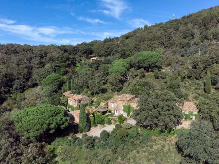 Property La Garde-Freinet