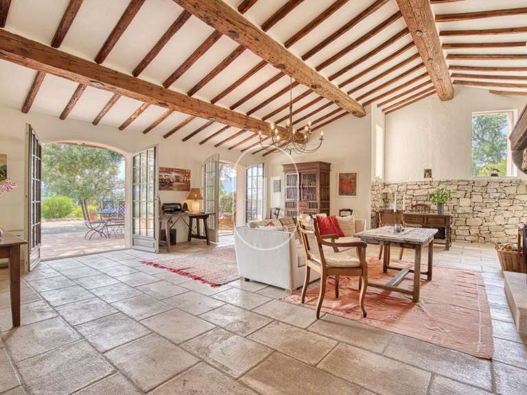 Propriété La Garde-Freinet - 4 chambres - 210m²
