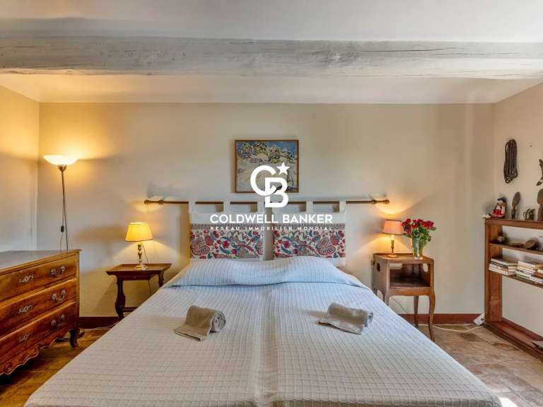 Propriété La Garde-Freinet - 12 chambres - 610m²